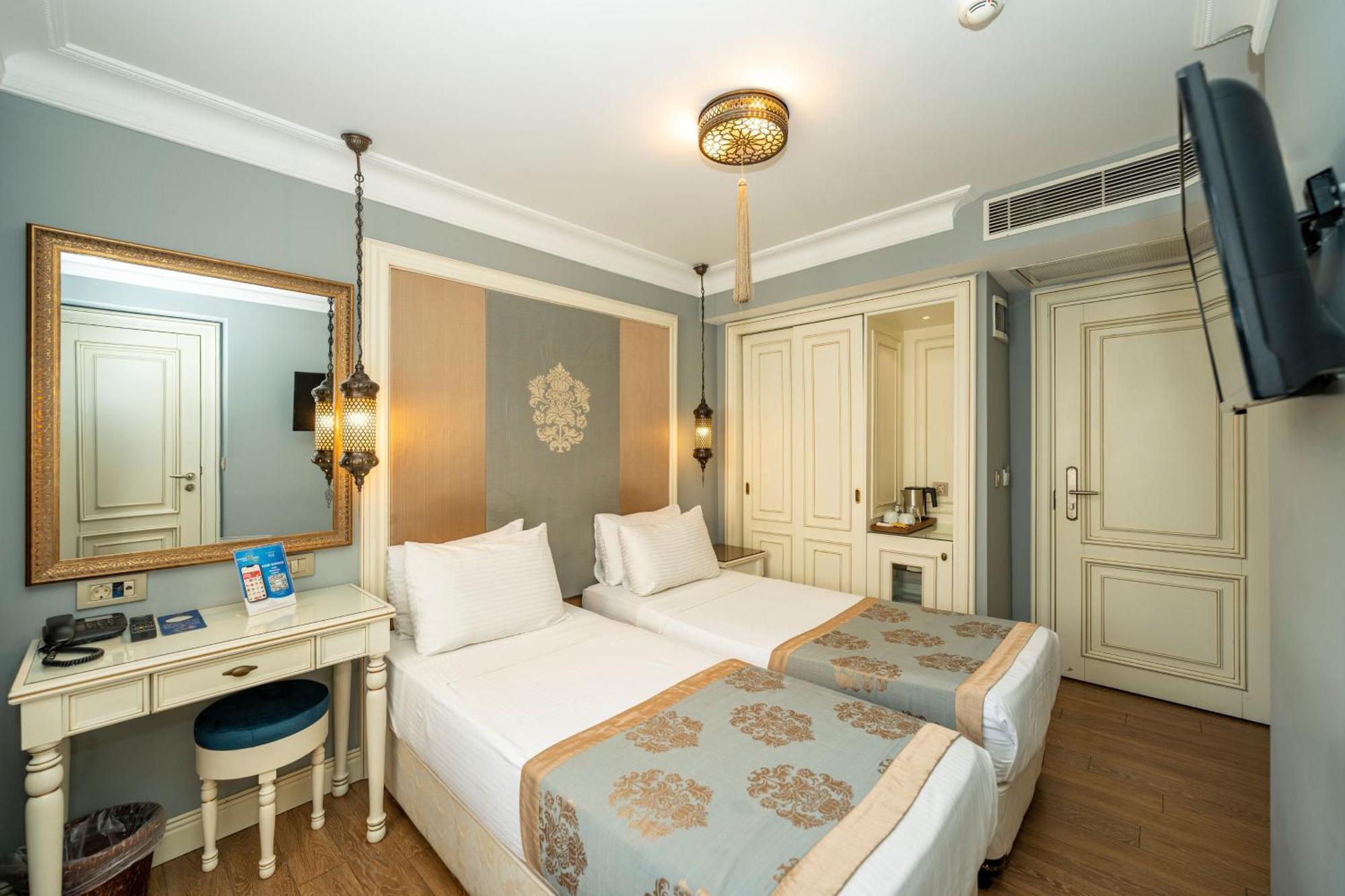 Raymond Blue Hotel Istanbul Eksteriør bilde